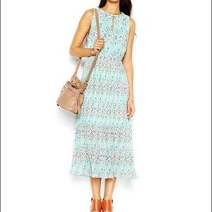 NWT! Size XS Maison Jules floral retro dress